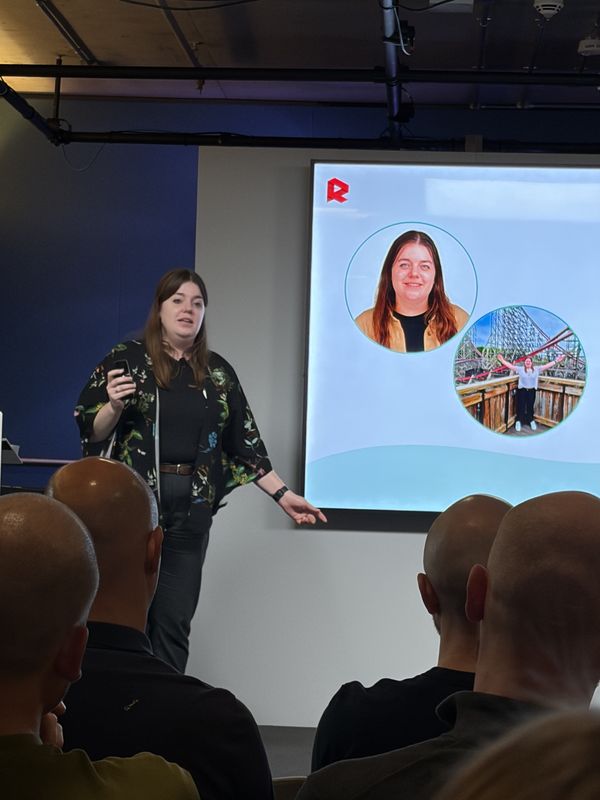Joyce Dijkstra, Head of Organic Search at Red Online Marketing, presenting SEO and GEO for leisure at Google London